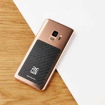 Re-Lux-Forrás mobiltelefon-karbonlap
